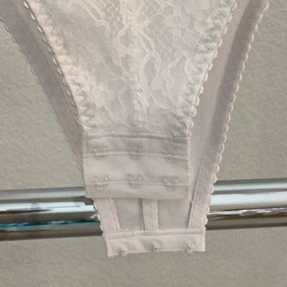 Pink Petals Control Shaper (Girdle) White, 30C,  Adjustable Straps - Picture 12 of 12